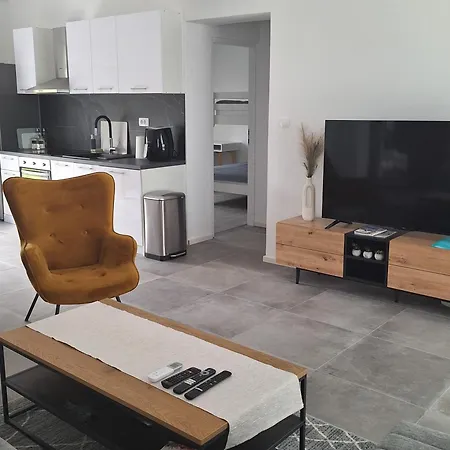 Dolce Biograd Na Moru With Private Swimming Pool Minutes From The Adriatic Sea Lisane Tinjske