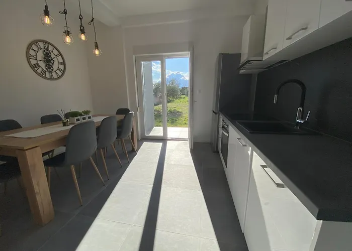 Villa Dolce Biograd Na Moru With Private Swimming Pool Minutes From The Adriatic Sea Lišane Tinjske
