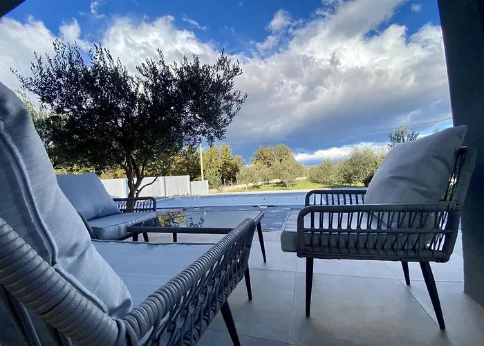 Dolce Biograd Na Moru With Private Swimming Pool Minutes From The Adriatic Sea