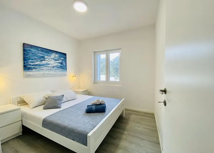 Dolce Biograd Na Moru With Private Swimming Pool Minutes From The Adriatic Sea * Lišane Tinjske